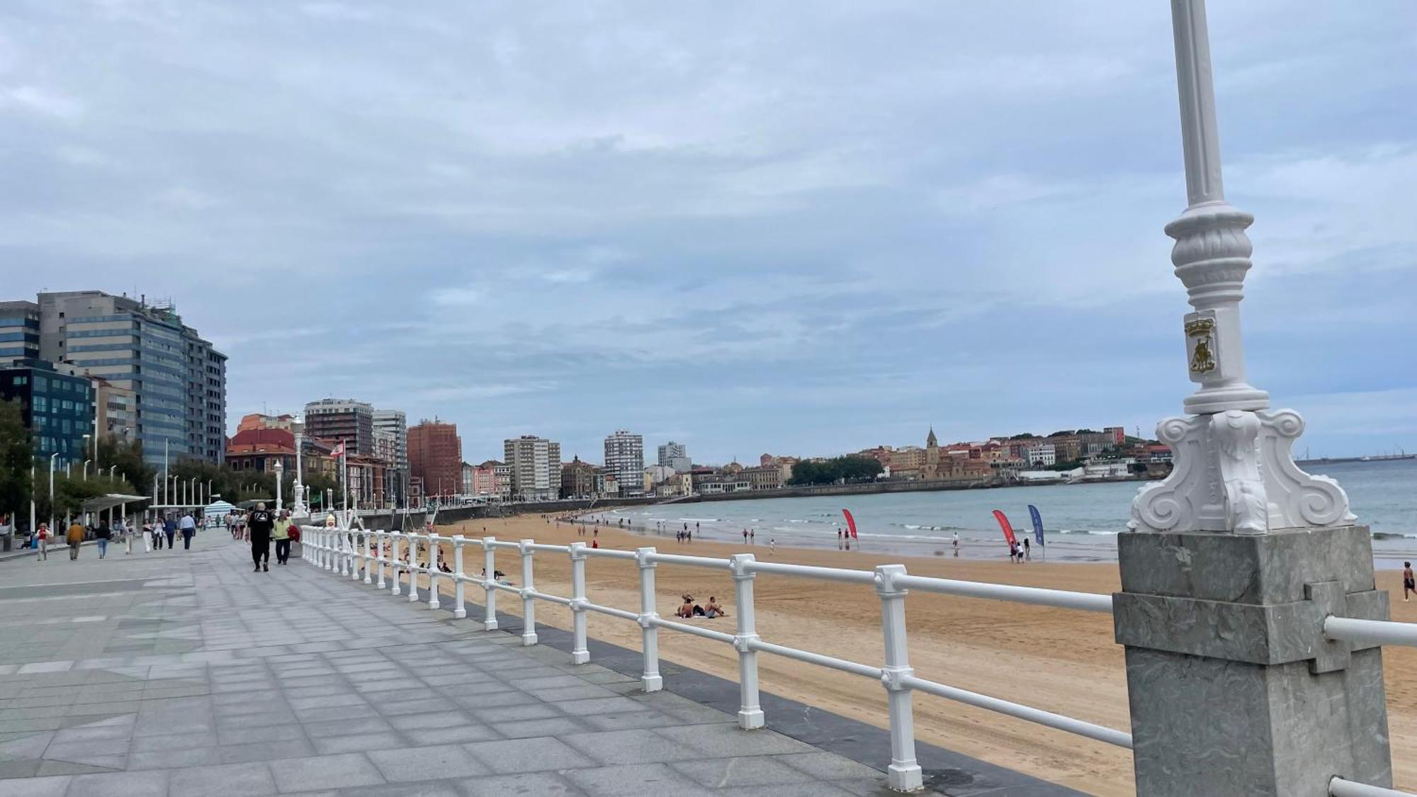 Apartamento Playa De Gijón Zewnętrze zdjęcie