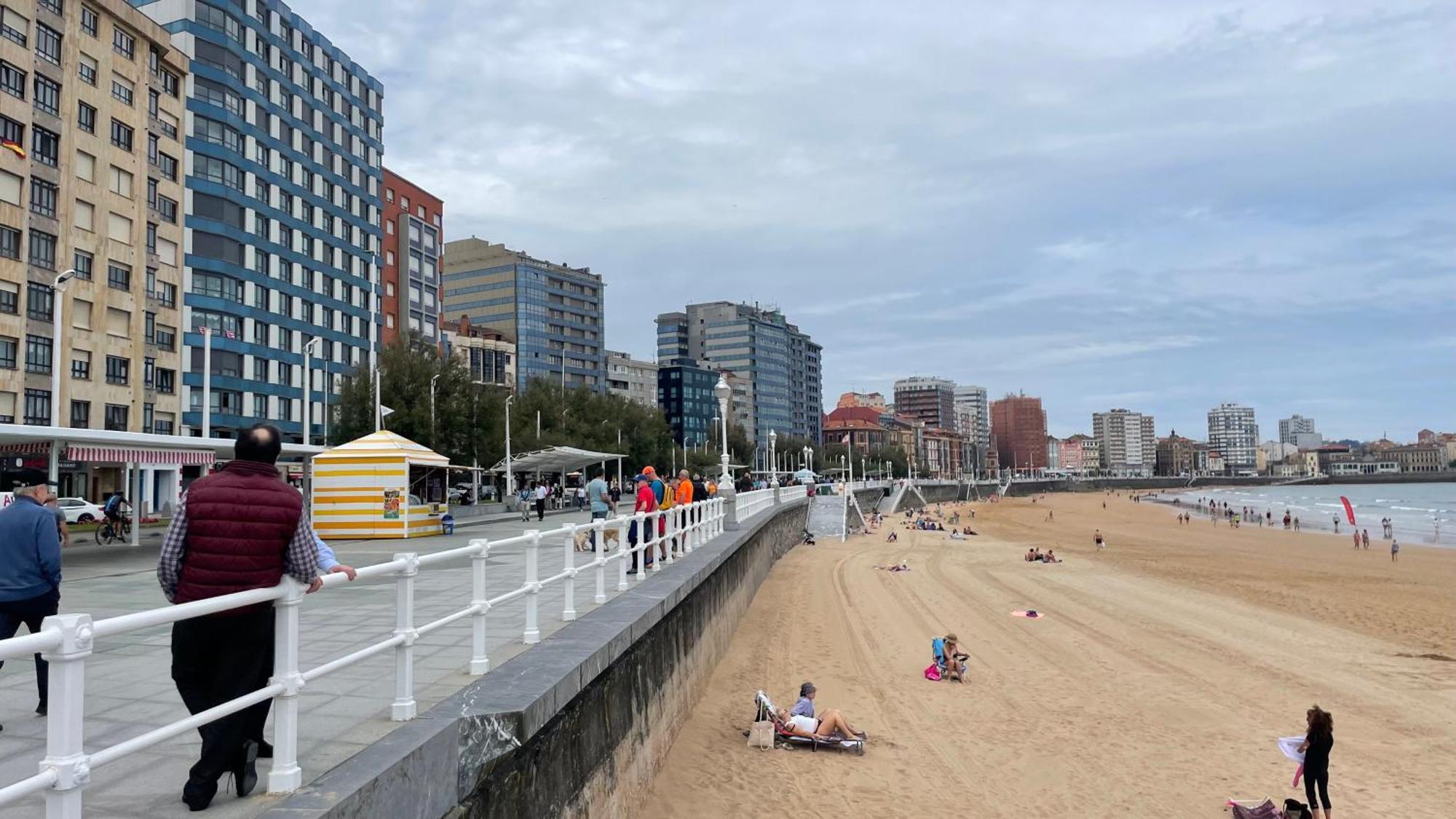 Apartamento Playa De Gijón Zewnętrze zdjęcie